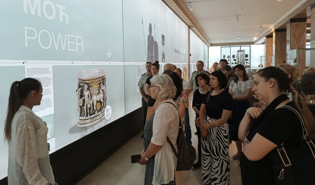 Посета припадника Војне академије Народном музеју у Београду