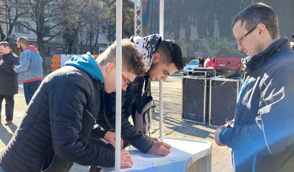 Promocija dobrovoljnog služenja vojnog roka u još šest gradova Srbije