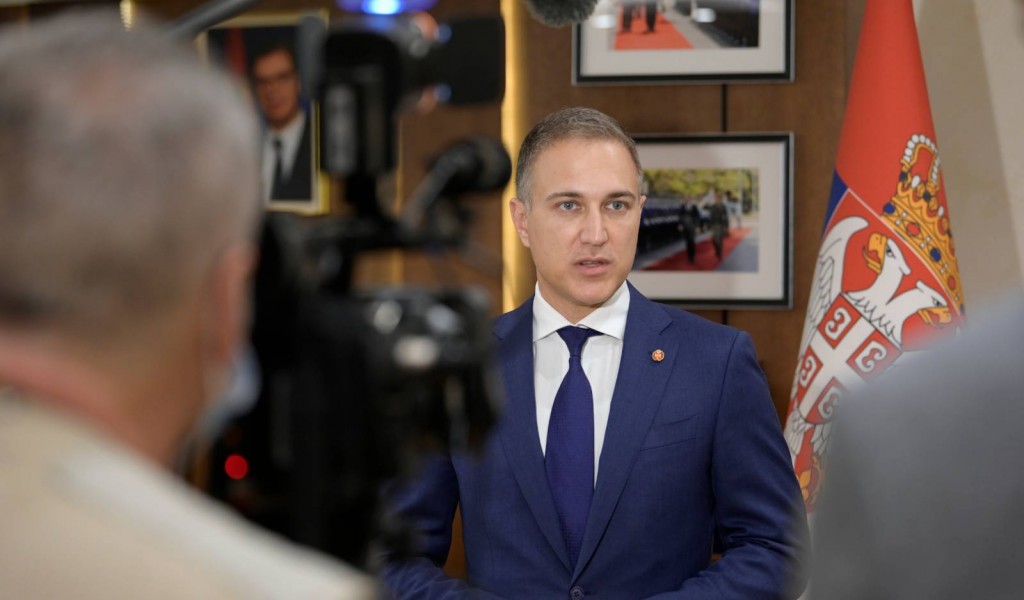 Minister Stefanović In 2022 better living standards for soldiers and investment in defence industry