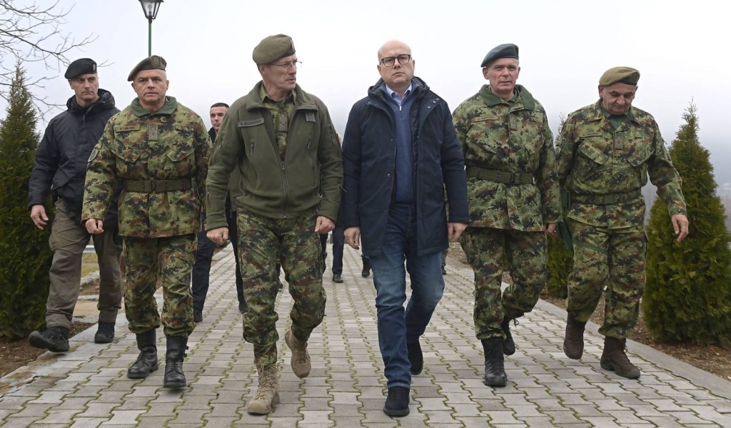 Minister Vučević Serbian Armed Forces on high alert