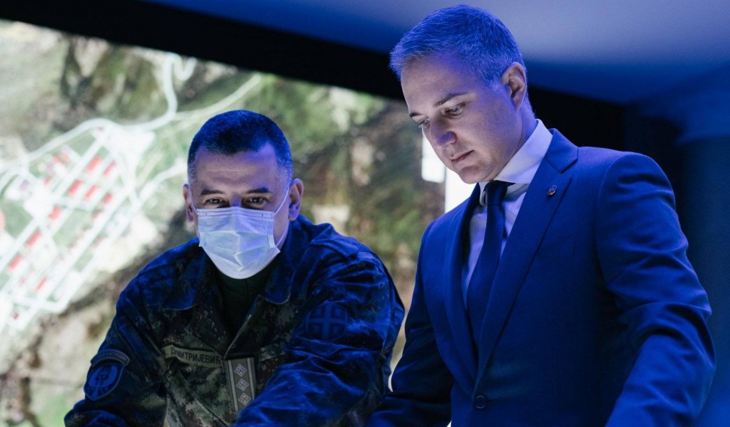 Minister Stefanović visits members of Military Security Agency