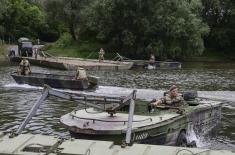 Војска Србије поставила мост преко Велике Мораве код Свилајнца