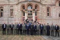 Министар Гашић посетио манастир Хиландар