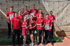 Ministar Stefanović čestitao učenicima vojnih škola na osvojenim medaljama