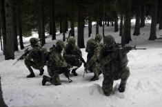 Army scouts undergo cold-weather training