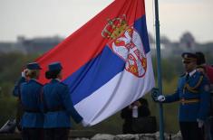 Ministar Stefanović prisustvovao počasnoj paljbi povodom obeležavanja Dana Vojske Srbije
