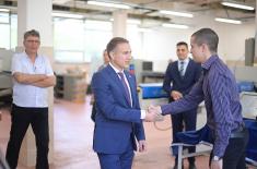 Minister Stefanović visits “Teleoptik-Gyroscopes" Company