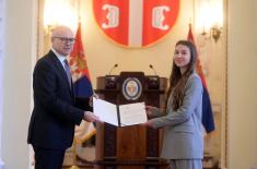 Minister Vučević presents scholarship contracts