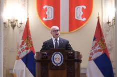 Министар Вучевић уручио уговоре о стипендирању