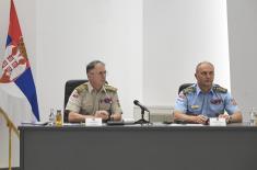 Načelnik Generalštaba sa komandantima o viziji razvoja Vojske Srbije