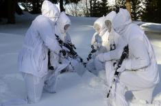 Army scouts undergo cold-weather training