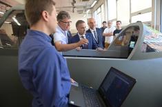 Minister Stefanović visits “Teleoptik-Gyroscopes" Company