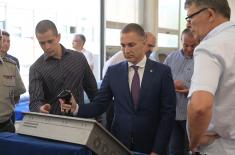 Minister Stefanović visits “Teleoptik-Gyroscopes" Company