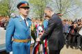 Minister Sutanovac lays commemorative wreath on Sremski Front memorial complex