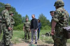 Minister Stefanović attends training and firing at Pasuljanske Livade