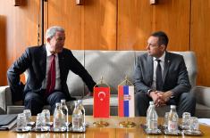 Sastanak ministara odbrane Srbije i Turske