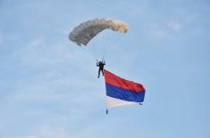 Serbian Armed Force paratroopers win gold and silver medals at the national championship 