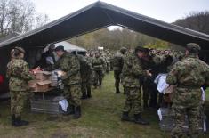 Kondicioni marš kadeta Vojne akademije i Medicinskog fakulteta VMA