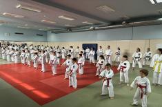 Members of karate club "Vazduhoplovac" visit Military Academy 