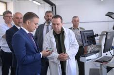 Minister Stefanović visits “Teleoptik-Gyroscopes" Company