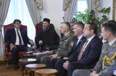 Министар Гашић посетио манастир Хиландар
