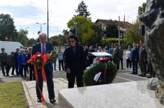 Minister Stefanović Lays Wreath on the Occasion of Anniversary of Death of Major Milan Tepić