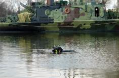 River Flotilla conducts cold weather training