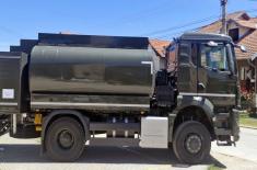 Помоћ Војске Србије у местима која се суочавају с несташицом воде