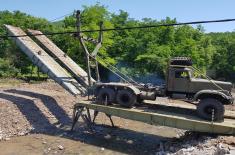 Serbian Armed Forces install bridge in the village of Sirča