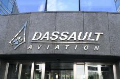 Министар Стефановић обишао развојни центар компаније "Dassault Aviation" у Паризу