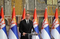 Predsednik Vučić uručio Vidovdanska odlikovanja