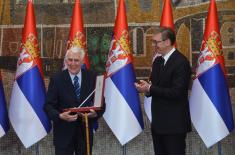 President Vučić Presents Decorations on the Occasion of Vidovdan