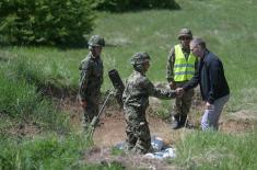 Minister Stefanović attends training and firing at Pasuljanske Livade