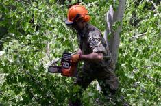 Serbian Armed Forces provide assistance to citizens of Ivanjica