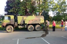 Pomoć Vojske Srbije u vodosnabdevanju građana Kruševca