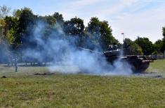 Soldier training in tank units