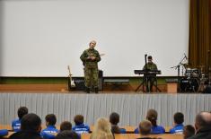 Members of karate club "Vazduhoplovac" visit Military Academy 