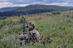 Soldiers and future NCOs in stationary camp
