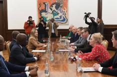 Meeting between President Vučić and Angolan defence and foreign ministers