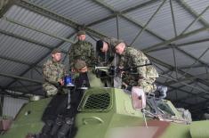 Training in the use of MP combat vehicles