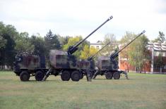 Training in NORA-B52 Self-Propelled Gun-Howitzer Battalion