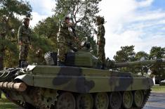 Armoured and infantry units’ training