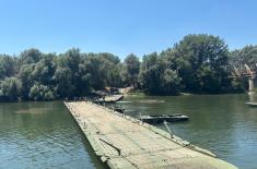 Војска Србије поставила понтонски мост преко Велике Мораве