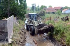 Министар Стефановић: Војска Србије увек и свуда на располагању нашем народу