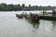 Pontoon units dismantle bridge to Lido Beach