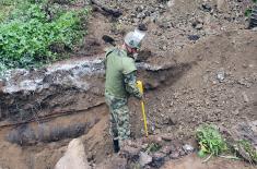 Demining and unexploded ordnance disposal training