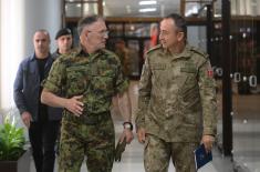 Састанак са командантом Кфора