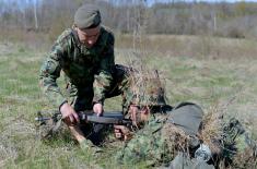 Soldiers performing voluntary military service in stationary camp