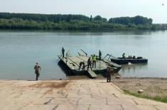 Soldiers serving in Engineer Corps undergo river training