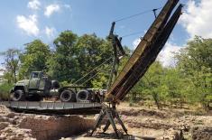 Serbian Armed Forces install temporary bridge on top of Hisar Hill